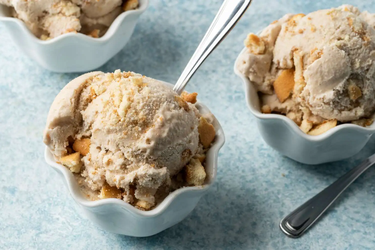 Chill Out with Banana Pudding Ice Cream: A Sweet Twist on a Classic Dessert